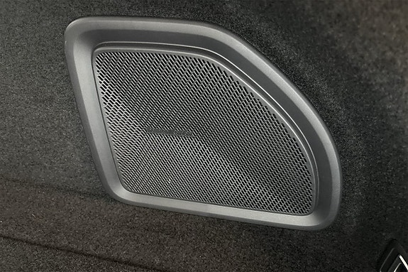 Polestar 4 16 of 30