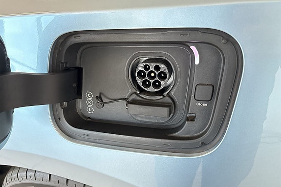 Polestar 4 17 of 30