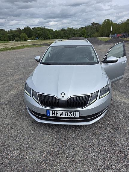 Skoda Octavia 6 of 9