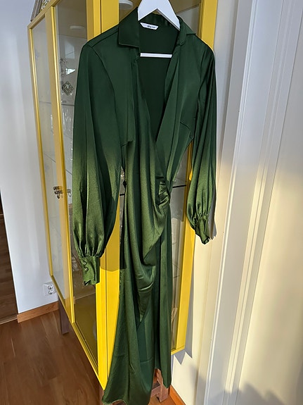 Product image 13 of 32