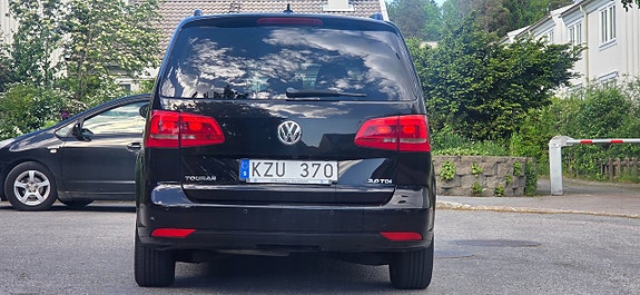 Volkswagen Touran 5 of 5