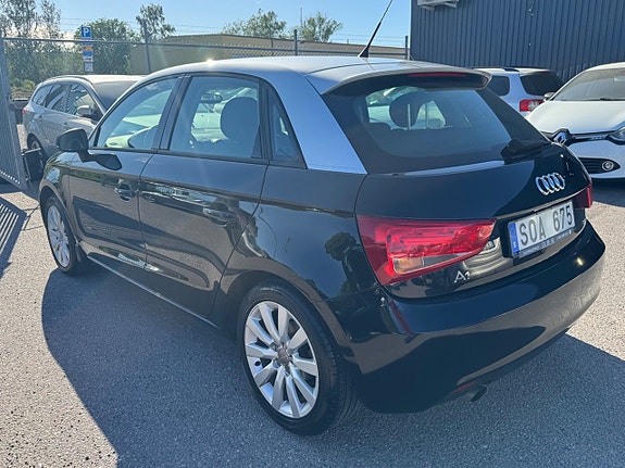 Audi A1 4 of 5