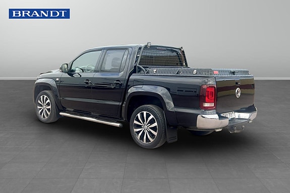 Volkswagen Amarok 2 of 5
