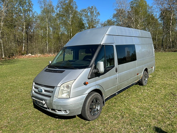 Ford Transit 2 of 5