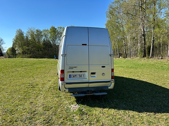 Ford Transit 3 of 5
