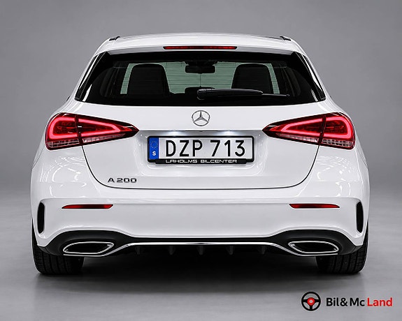 Mercedes-Benz A200 4 of 5