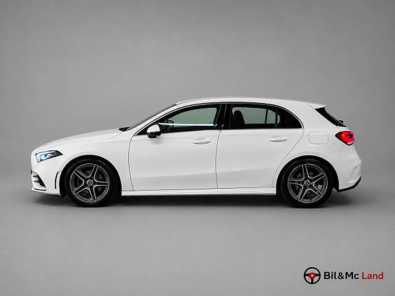 Mercedes-Benz A200 2 of 5