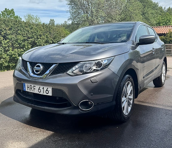 Nissan Qashqai 2 of 5