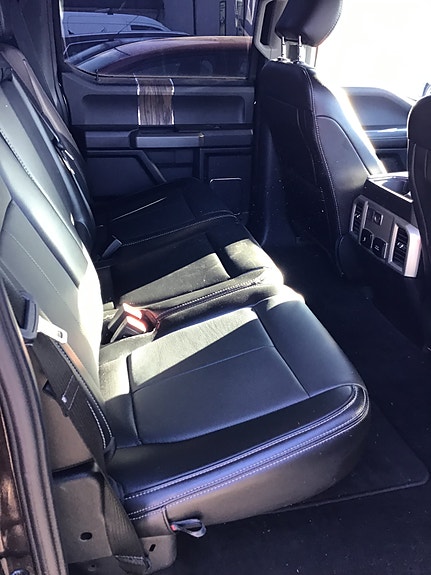 Ford F-150 2 of 5