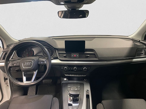 Audi Q5 6 of 8