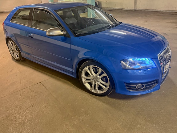 Audi S3 4 of 5