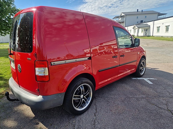 Volkswagen Caddy 4 of 5