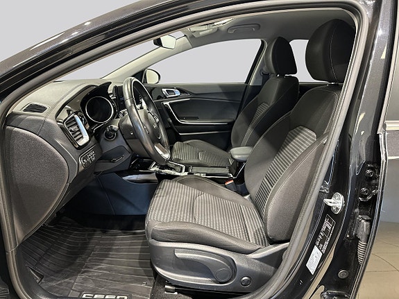 Kia Ceed 8 of 16