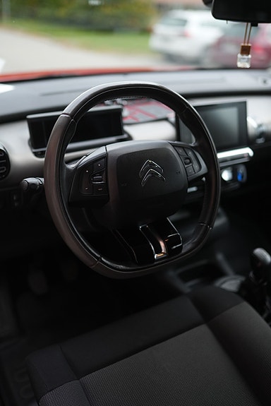 Citroen C4 Cactus 3 of 5