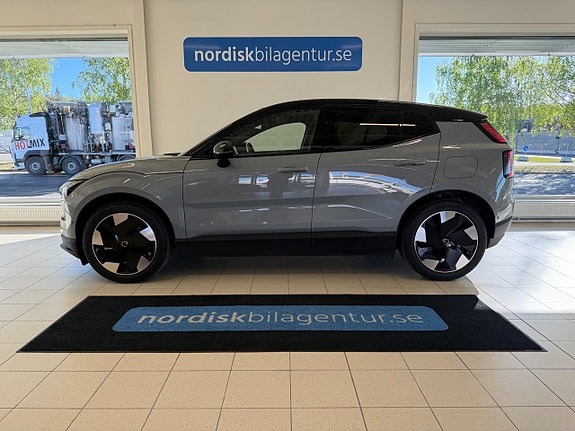 Volvo EX30 2 of 5