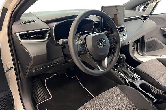 Toyota Corolla 12 of 21