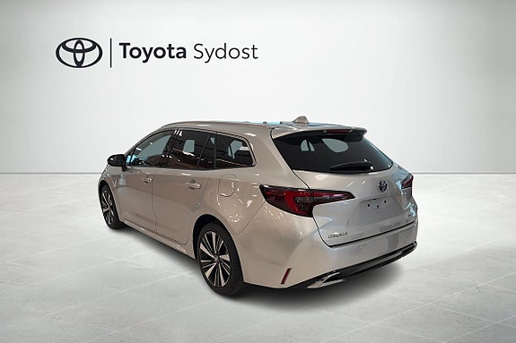 Toyota Corolla 18 of 21