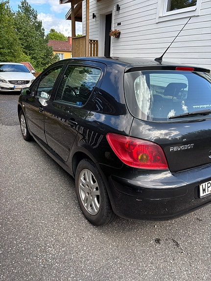 Peugeot 307 4 of 5
