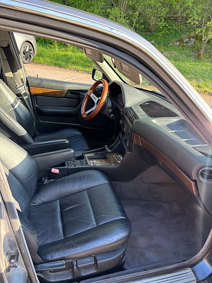 BMW 530i 10 of 11