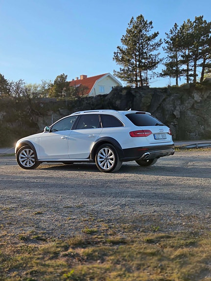 Audi A4 allroad 3 of 5