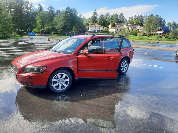 Volvo V50 5 of 5