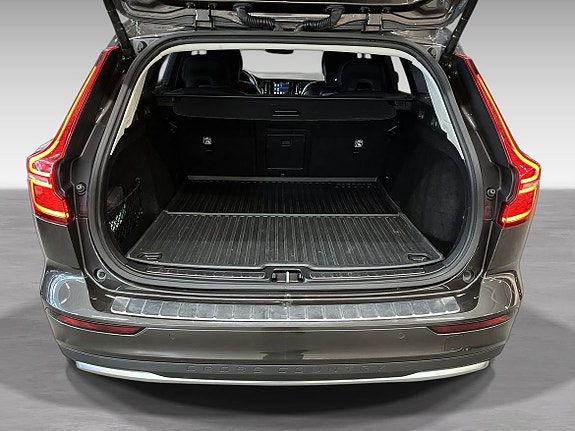 Volvo V60 Cross Country 14 of 15