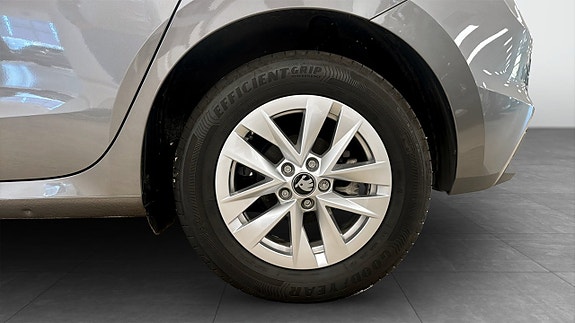 Skoda Fabia 6 of 12
