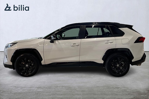 Toyota RAV4 3 of 5