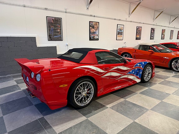 Chevrolet Corvette 23 of 30