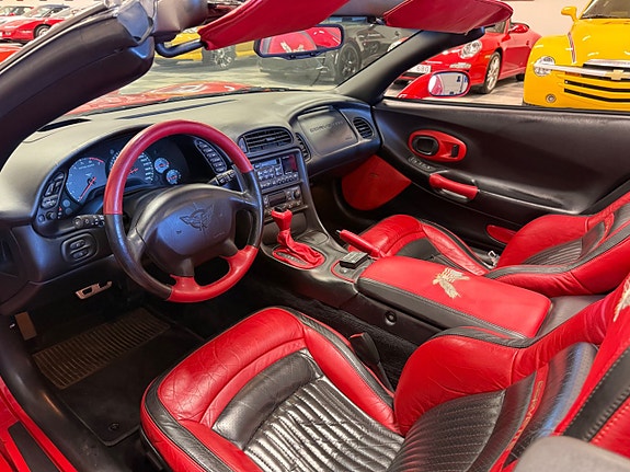 Chevrolet Corvette 24 of 30
