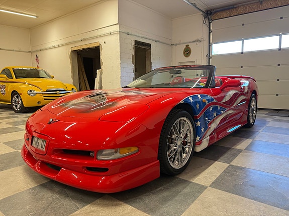 Chevrolet Corvette 10 of 30