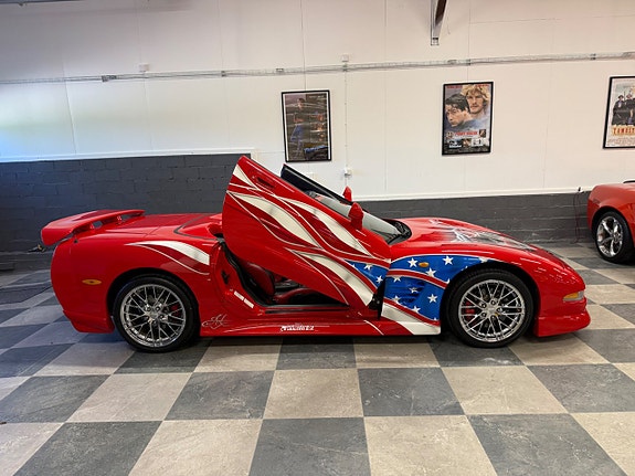 Chevrolet Corvette 17 of 30