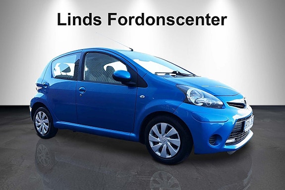 Toyota Aygo 3 of 7