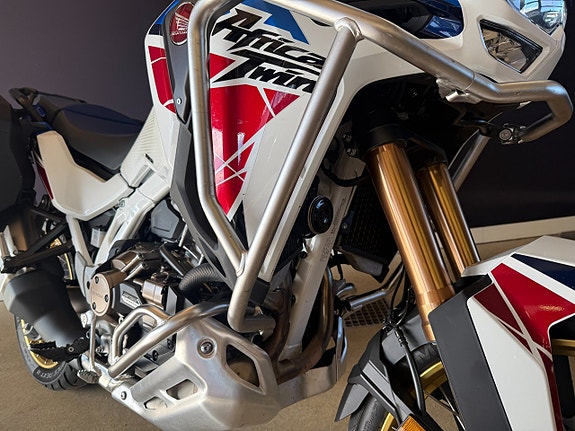 Honda CRF1100D4 Africa Twin DCT Adv Sports 7 of 13