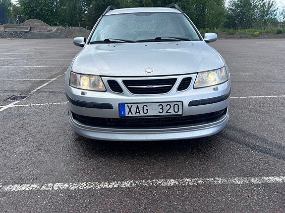 Saab 9-3 2 of 5