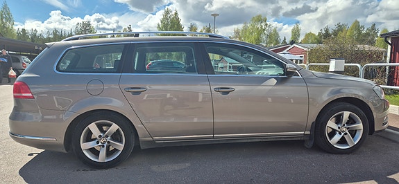 Volkswagen Passat 5 of 5