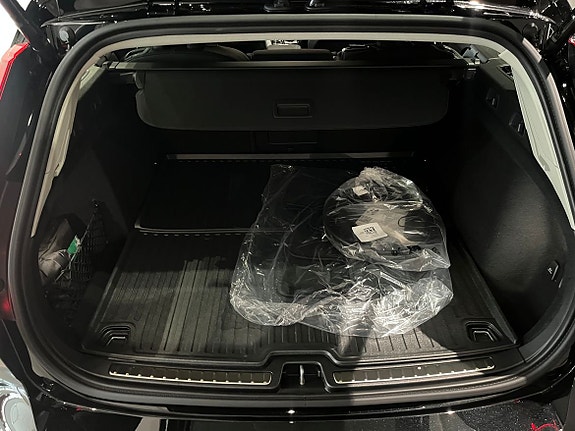 Volvo V60 7 of 8