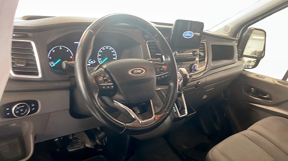 Ford Transit 4 of 5