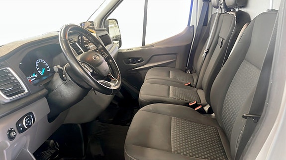 Ford Transit 5 of 5