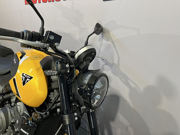 Triumph TRIDENT 660 7 of 15