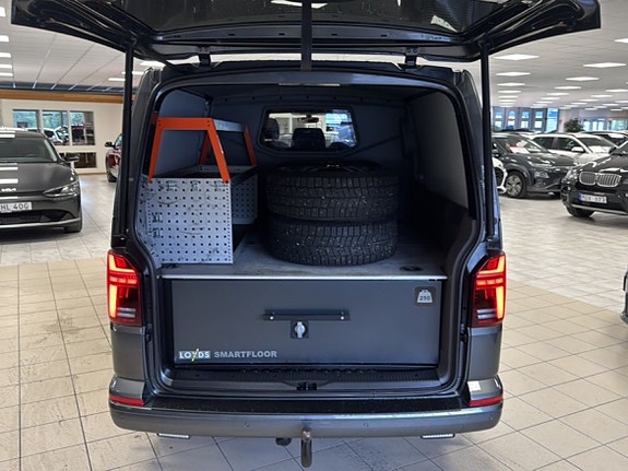 Volkswagen Transporter 7 of 14