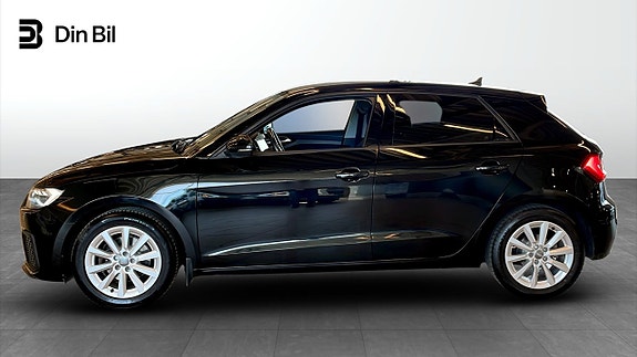 Audi A1 2 of 16
