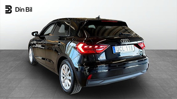 Audi A1 3 of 16