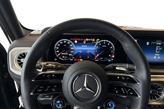 Mercedes-Benz G63 13 of 18