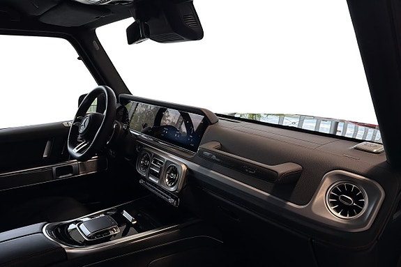 Mercedes-Benz G63 15 of 18