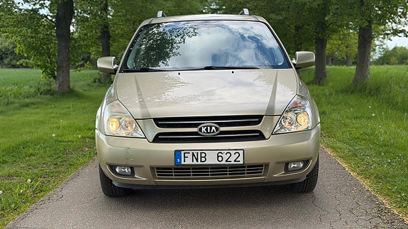 Kia Carnival 6 of 22