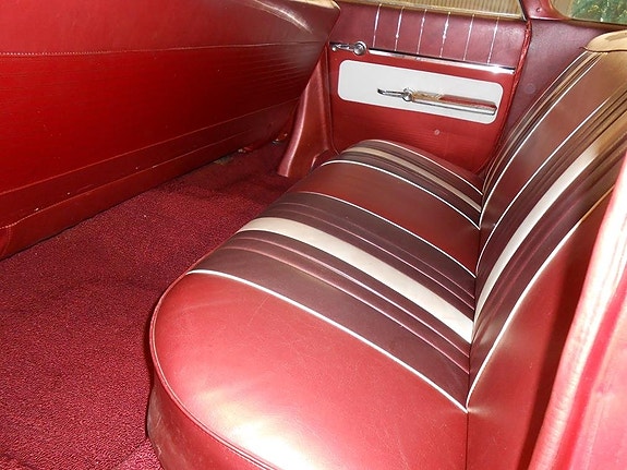 Pontiac Ventura 10 of 17