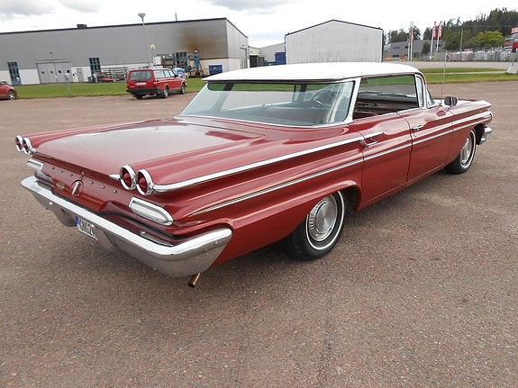 Pontiac Ventura 5 of 17