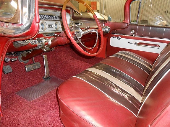 Pontiac Ventura 9 of 17