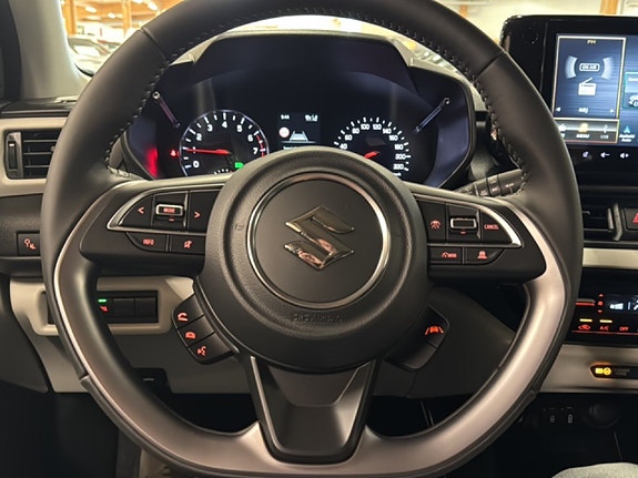 Suzuki Swift 15 of 19